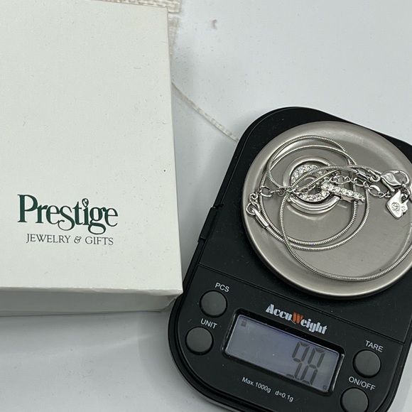 Swarovski Crystal Necklace 14-16" Adjustable with Original Box & Certificate - Picture 16 of 16